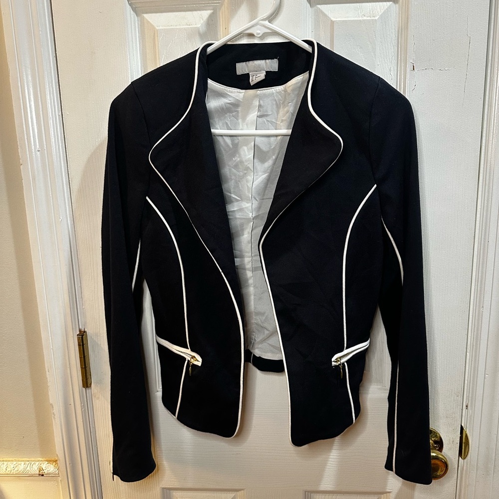 H&M Black Open Front Blazer Gold Zipper Pockets Shoulder Pads 4 Career‎ Business